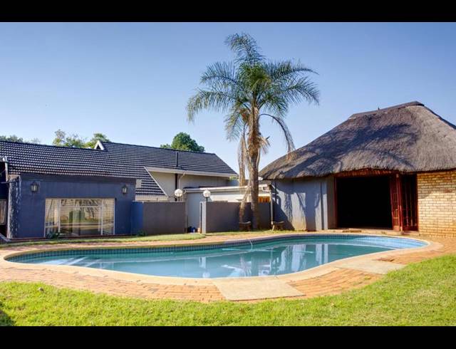 3 BEDROOM HOUSE FOR SALE IN MONTGOMERY PARK